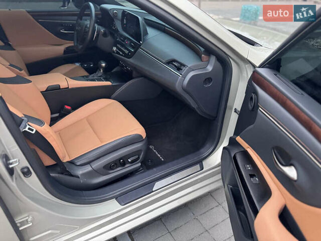 Бежевый Лексус ЕС, объемом двигателя 2.49 л и пробегом 40 тыс. км за 43900 $, фото 22 на Automoto.ua