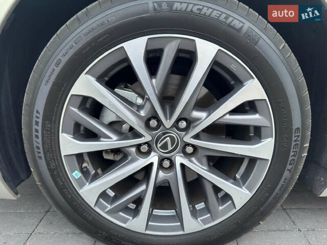 Бежевый Лексус ЕС, объемом двигателя 2.49 л и пробегом 40 тыс. км за 43900 $, фото 65 на Automoto.ua