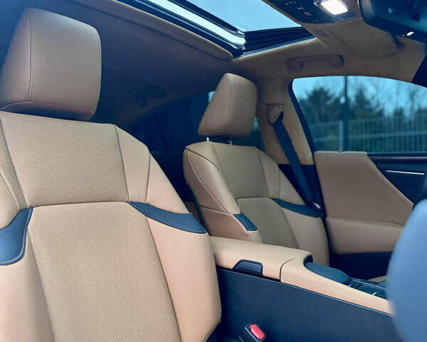 Бежевый Лексус ЕС, объемом двигателя 2.49 л и пробегом 40 тыс. км за 43900 $, фото 24 на Automoto.ua