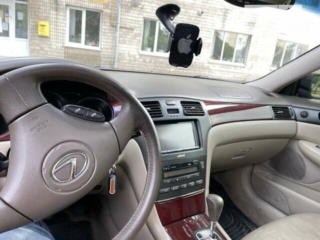 Черный Лексус ЕС, объемом двигателя 3 л и пробегом 350 тыс. км за 4700 $, фото 2 на Automoto.ua