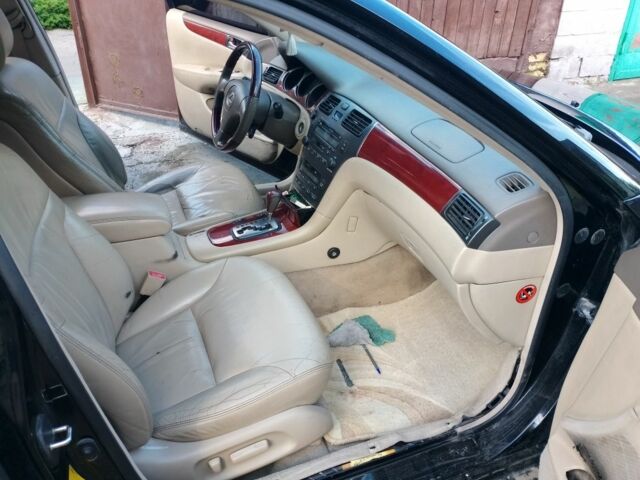 Черный Лексус ЕС, объемом двигателя 3 л и пробегом 230 тыс. км за 6000 $, фото 7 на Automoto.ua