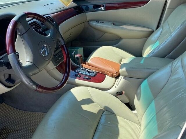 Чорний Лексус ЕС, об'ємом двигуна 3 л та пробігом 300 тис. км за 4499 $, фото 12 на Automoto.ua