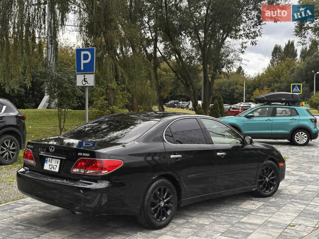 Черный Лексус ЕС, объемом двигателя 3 л и пробегом 320 тыс. км за 5350 $, фото 4 на Automoto.ua