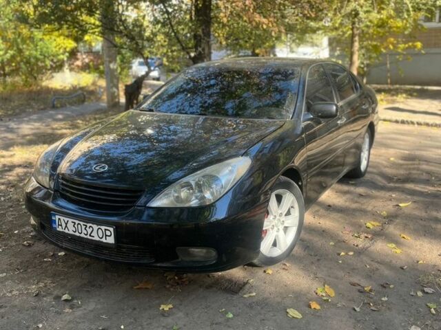 Черный Лексус ЕС, объемом двигателя 0 л и пробегом 180 тыс. км за 5500 $, фото 2 на Automoto.ua