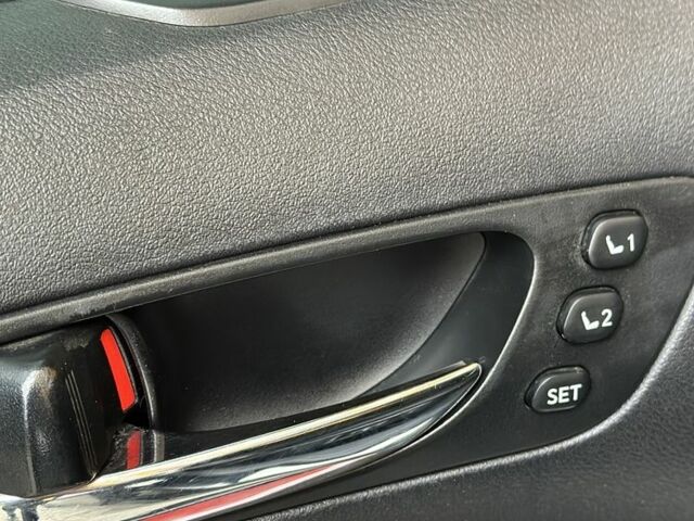 Черный Лексус ЕС, объемом двигателя 3.5 л и пробегом 260 тыс. км за 8250 $, фото 19 на Automoto.ua