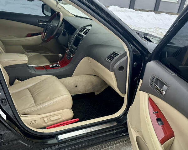 Черный Лексус ЕС, объемом двигателя 3.5 л и пробегом 327 тыс. км за 7300 $, фото 10 на Automoto.ua