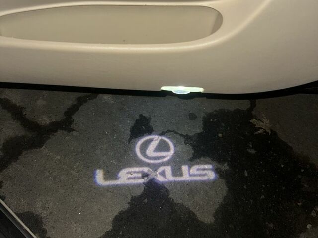 Черный Лексус ЕС, объемом двигателя 3.5 л и пробегом 242 тыс. км за 6999 $, фото 1 на Automoto.ua