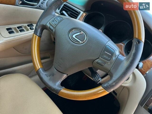 Черный Лексус ЕС, объемом двигателя 3 л и пробегом 335 тыс. км за 6500 $, фото 6 на Automoto.ua