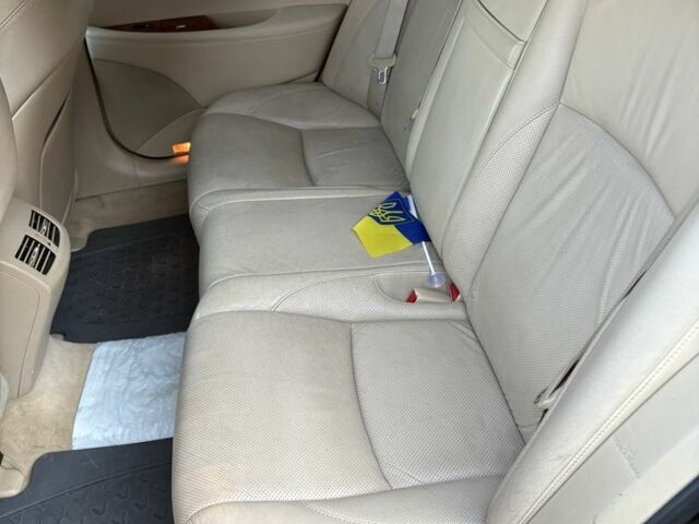 Черный Лексус ЕС, объемом двигателя 3.5 л и пробегом 188 тыс. км за 9800 $, фото 6 на Automoto.ua