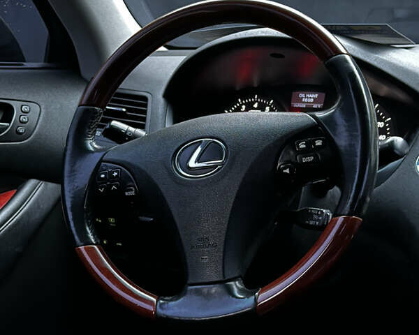 Черный Лексус ЕС, объемом двигателя 3.5 л и пробегом 302 тыс. км за 8700 $, фото 19 на Automoto.ua