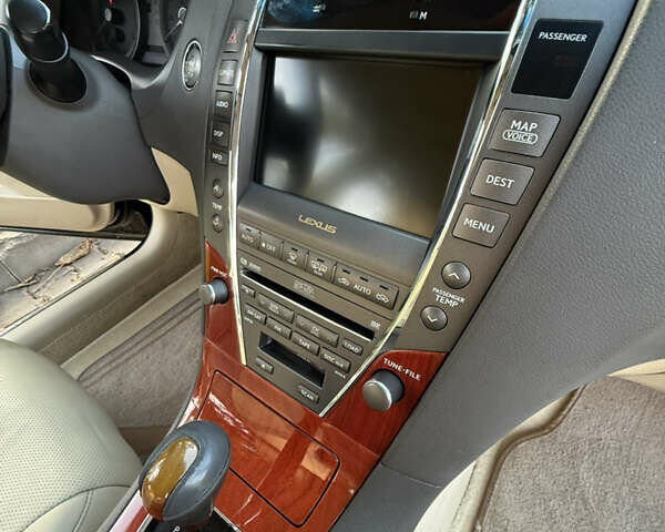Черный Лексус ЕС, объемом двигателя 3.46 л и пробегом 89 тыс. км за 11999 $, фото 104 на Automoto.ua