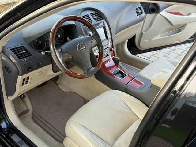 Черный Лексус ЕС, объемом двигателя 3.5 л и пробегом 89 тыс. км за 11999 $, фото 6 на Automoto.ua