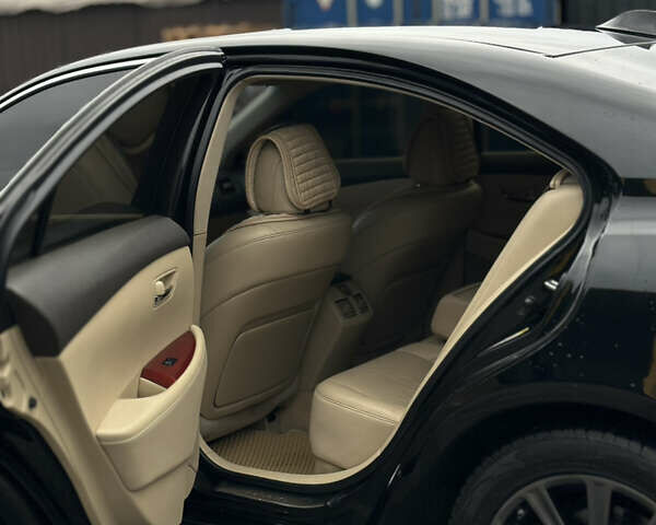 Черный Лексус ЕС, объемом двигателя 3.46 л и пробегом 330 тыс. км за 9500 $, фото 4 на Automoto.ua