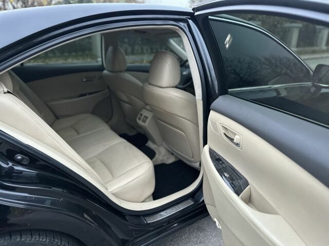 Черный Лексус ЕС, объемом двигателя 3.5 л и пробегом 205 тыс. км за 9250 $, фото 13 на Automoto.ua