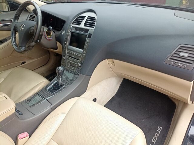 Чорний Лексус ЕС, об'ємом двигуна 3.5 л та пробігом 214 тис. км за 8900 $, фото 9 на Automoto.ua