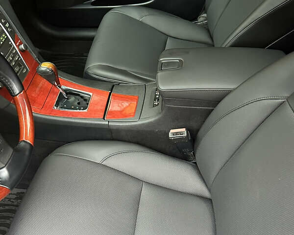 Чорний Лексус ЕС, об'ємом двигуна 3.46 л та пробігом 257 тис. км за 8250 $, фото 5 на Automoto.ua