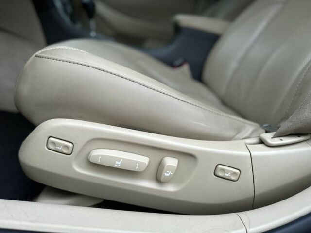 Черный Лексус ЕС, объемом двигателя 3.5 л и пробегом 205 тыс. км за 9250 $, фото 14 на Automoto.ua