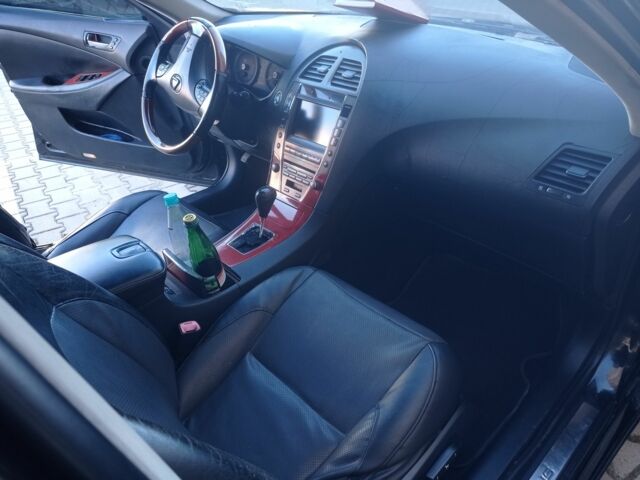 Чорний Лексус ЕС, об'ємом двигуна 3.5 л та пробігом 333 тис. км за 7600 $, фото 1 на Automoto.ua