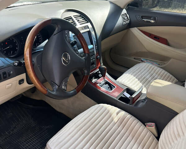 Черный Лексус ЕС, объемом двигателя 3.5 л и пробегом 247 тыс. км за 8200 $, фото 5 на Automoto.ua