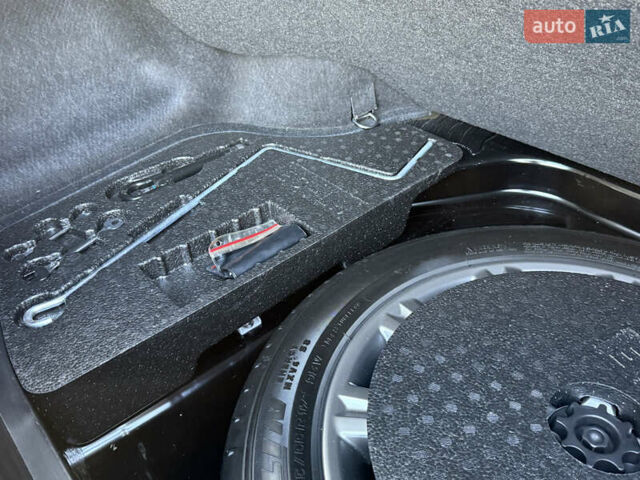 Черный Лексус ЕС, объемом двигателя 3.46 л и пробегом 89 тыс. км за 11999 $, фото 83 на Automoto.ua