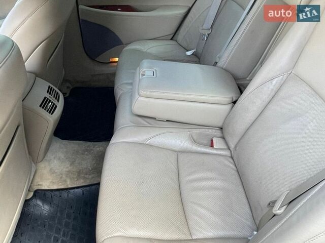 Чорний Лексус ЕС, об'ємом двигуна 3.46 л та пробігом 232 тис. км за 7400 $, фото 10 на Automoto.ua