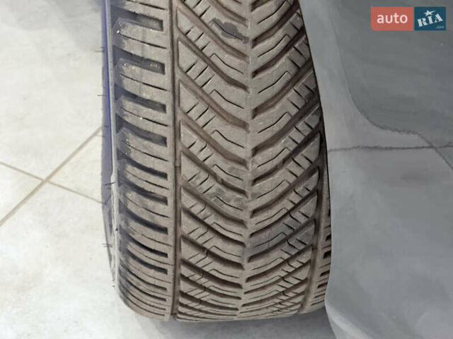 Чорний Лексус ЕС, об'ємом двигуна 3.46 л та пробігом 89 тис. км за 11999 $, фото 16 на Automoto.ua