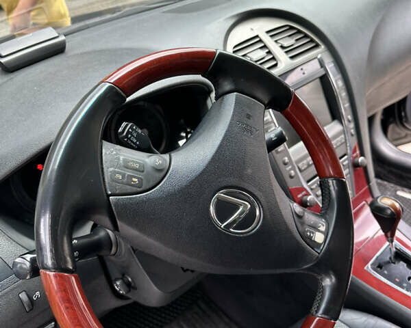 Черный Лексус ЕС, объемом двигателя 3.5 л и пробегом 300 тыс. км за 11000 $, фото 9 на Automoto.ua