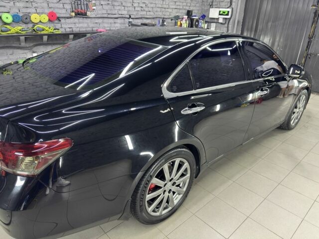 Черный Лексус ЕС, объемом двигателя 3.5 л и пробегом 230 тыс. км за 12700 $, фото 2 на Automoto.ua
