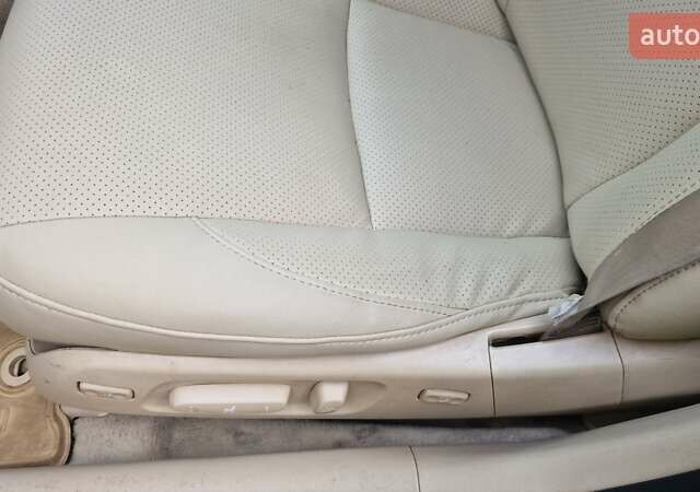 Черный Лексус ЕС, объемом двигателя 3.46 л и пробегом 292 тыс. км за 8800 $, фото 16 на Automoto.ua