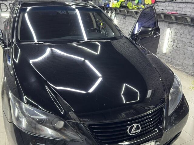 Черный Лексус ЕС, объемом двигателя 3.5 л и пробегом 230 тыс. км за 12700 $, фото 4 на Automoto.ua