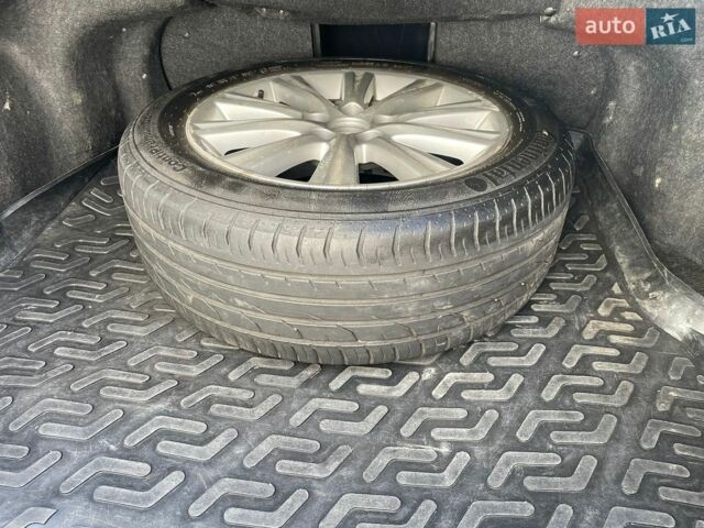 Чорний Лексус ЕС, об'ємом двигуна 3.5 л та пробігом 182 тис. км за 7950 $, фото 22 на Automoto.ua