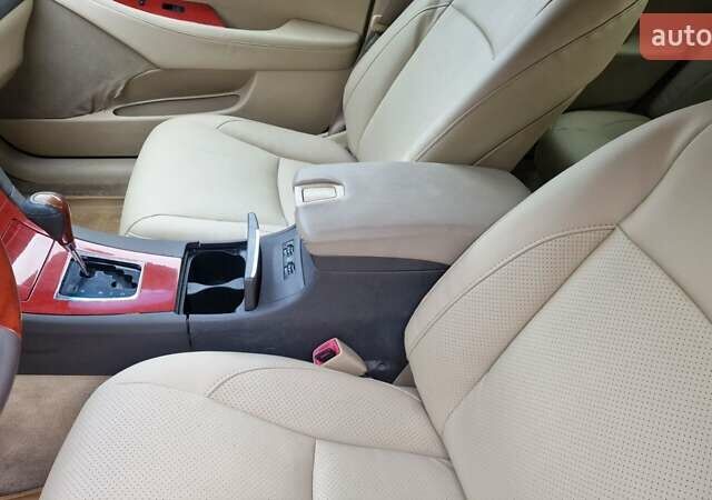 Черный Лексус ЕС, объемом двигателя 3.46 л и пробегом 292 тыс. км за 8800 $, фото 18 на Automoto.ua