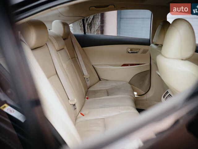 Черный Лексус ЕС, объемом двигателя 3.46 л и пробегом 220 тыс. км за 7500 $, фото 7 на Automoto.ua