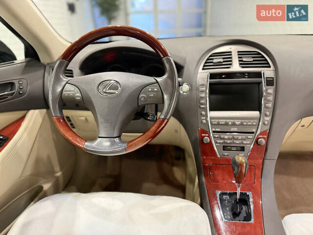 Чорний Лексус ЕС, об'ємом двигуна 3.46 л та пробігом 89 тис. км за 11999 $, фото 77 на Automoto.ua