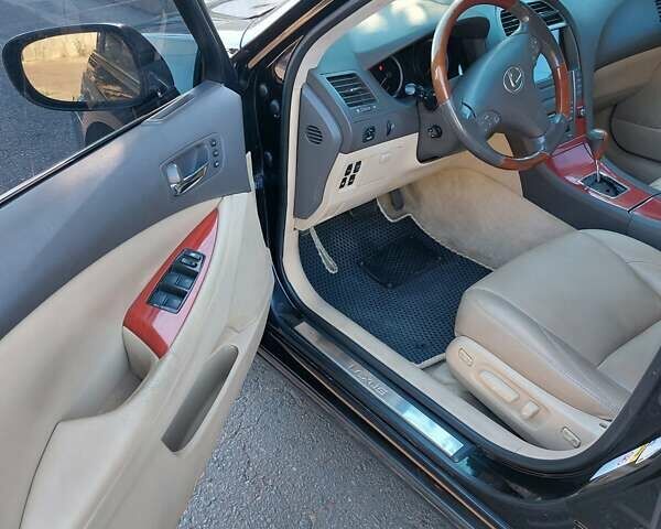 Черный Лексус ЕС, объемом двигателя 3.46 л и пробегом 159 тыс. км за 10700 $, фото 5 на Automoto.ua