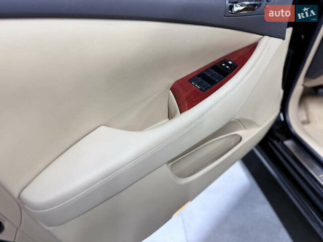 Чорний Лексус ЕС, об'ємом двигуна 3.46 л та пробігом 89 тис. км за 11999 $, фото 105 на Automoto.ua