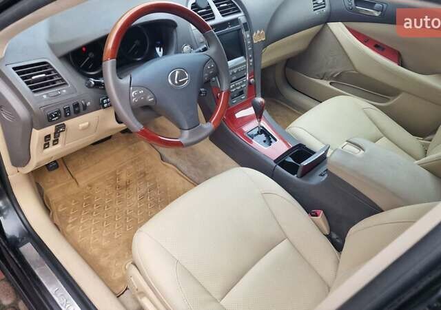 Черный Лексус ЕС, объемом двигателя 3.46 л и пробегом 292 тыс. км за 8800 $, фото 17 на Automoto.ua