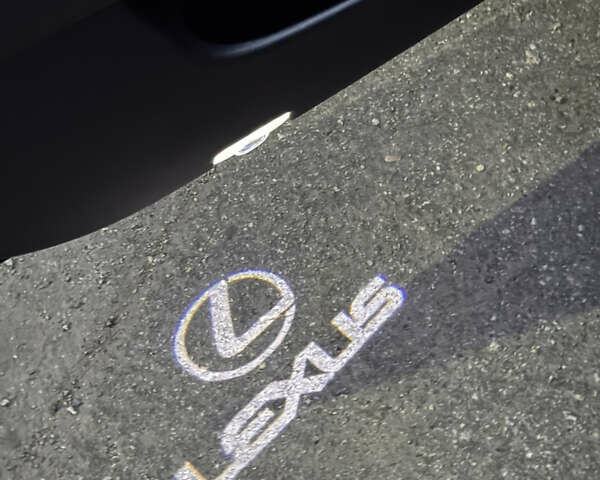 Черный Лексус ЕС, объемом двигателя 3.46 л и пробегом 228 тыс. км за 14500 $, фото 12 на Automoto.ua