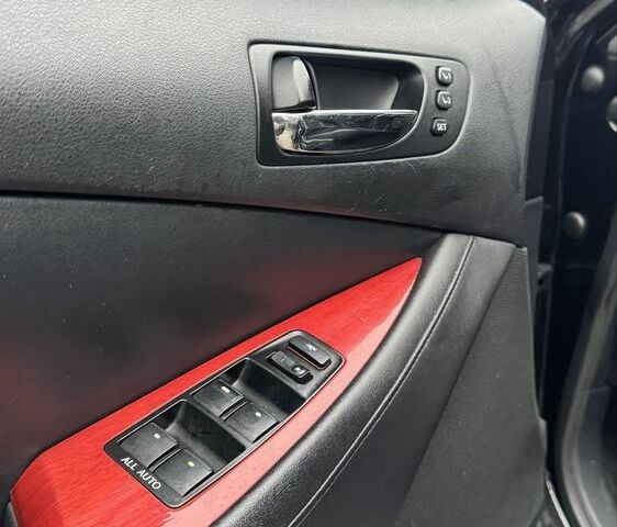 Черный Лексус ЕС, объемом двигателя 3.5 л и пробегом 253 тыс. км за 9900 $, фото 12 на Automoto.ua