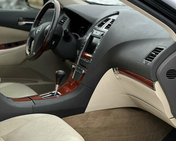 Чорний Лексус ЕС, об'ємом двигуна 3.46 л та пробігом 240 тис. км за 11750 $, фото 18 на Automoto.ua