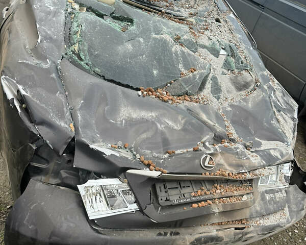 Черный Лексус ЕС, объемом двигателя 3.46 л и пробегом 187 тыс. км за 4000 $, фото 4 на Automoto.ua