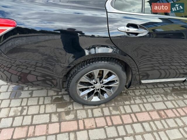 Черный Лексус ЕС, объемом двигателя 3.5 л и пробегом 250 тыс. км за 11000 $, фото 14 на Automoto.ua