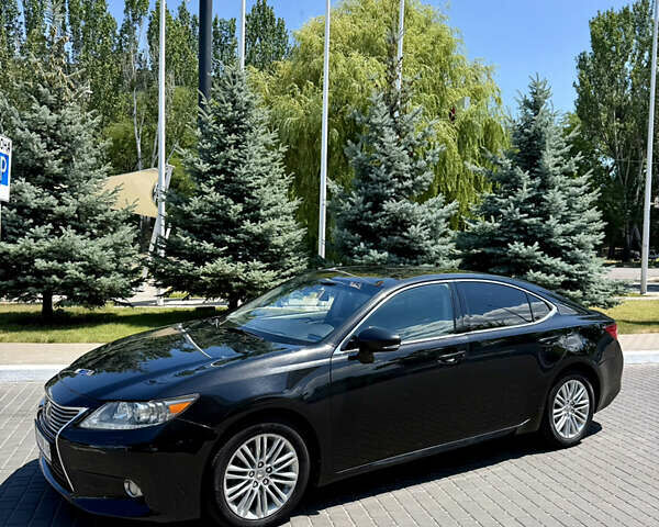Черный Лексус ЕС, объемом двигателя 3.44 л и пробегом 180 тыс. км за 20500 $, фото 1 на Automoto.ua