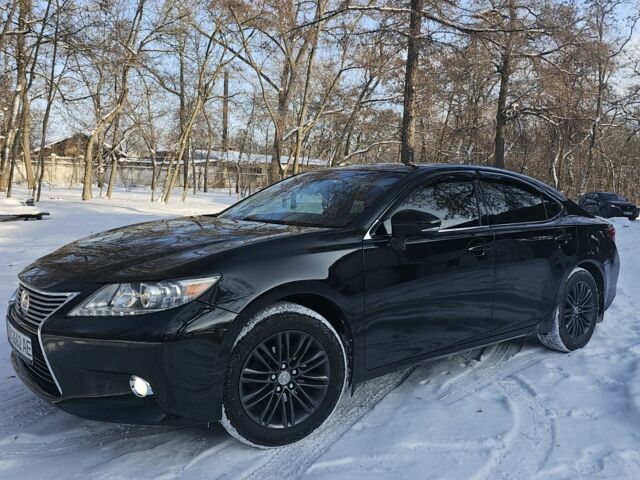 Черный Лексус ЕС, объемом двигателя 3.5 л и пробегом 286 тыс. км за 17500 $, фото 1 на Automoto.ua