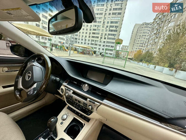 Черный Лексус ЕС, объемом двигателя 3.5 л и пробегом 234 тыс. км за 18000 $, фото 11 на Automoto.ua