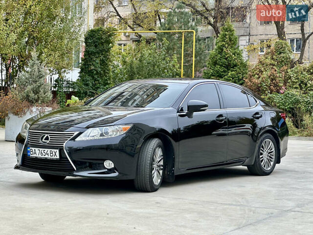 Черный Лексус ЕС, объемом двигателя 3.5 л и пробегом 234 тыс. км за 18000 $, фото 4 на Automoto.ua
