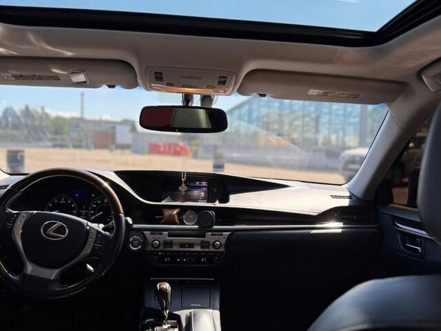 Черный Лексус ЕС, объемом двигателя 3.5 л и пробегом 160 тыс. км за 17500 $, фото 15 на Automoto.ua