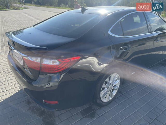 Чорний Лексус ЕС, об'ємом двигуна 0 л та пробігом 152 тис. км за 16200 $, фото 8 на Automoto.ua