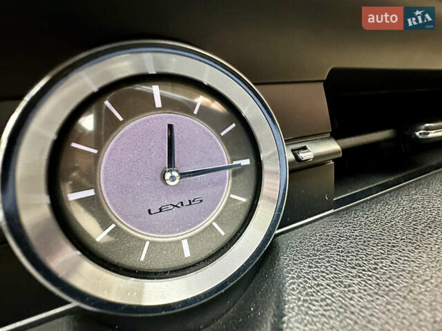 Черный Лексус ЕС, объемом двигателя 3.5 л и пробегом 234 тыс. км за 18000 $, фото 26 на Automoto.ua