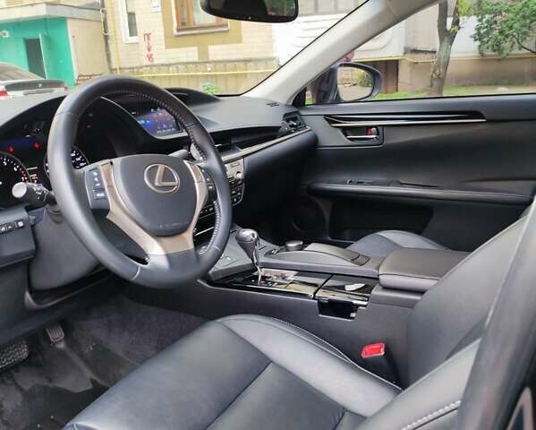 Черный Лексус ЕС, объемом двигателя 3.46 л и пробегом 150 тыс. км за 19500 $, фото 4 на Automoto.ua